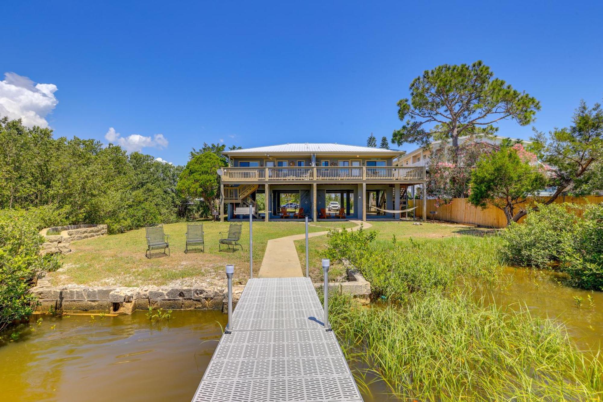 Waterfront Cedar Key Duplex Home Grill And Dock! Esterno foto